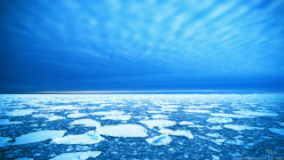 Ice float lake sky clouds - frozen free wallpaper