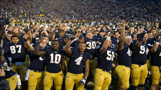 Football team field hands up - eric auld free wallpaper