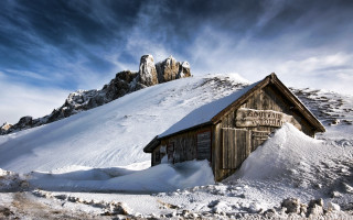 Small wooden building snowy mountain - photography free wallpaper for desktop