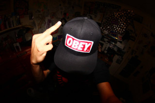 Person hat sticker pointing camera - fisheye len free wallpaper for desktop