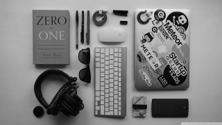 Desk keyboard headphones book mouse - a mouse free wallpaper