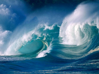 Large wave breaking ocean wallpaper - free beach wallpaper for desktop