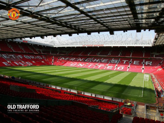 Stadium field skylight manchester united - a stadium free wallpaper for desktop