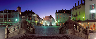 City bridge clocktower night buildings - a bridge and buildings free wallpaper