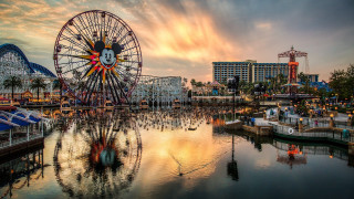 Ferris wheel park sunset dawn - a colorful sky free wallpaper