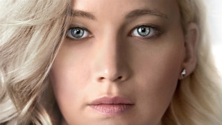 Blonde woman blue eyes serious - the camera free wallpaper for desktop