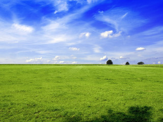 Green field blue sky clouds 64 - far free wallpaper