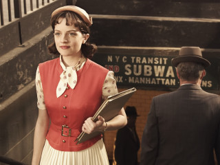 Woman red dress man suit 4 - free vintage wallpaper