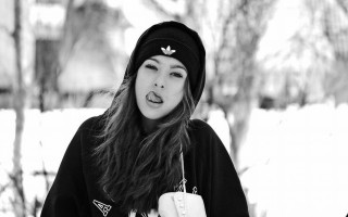 Woman hat drink snow covered - rasquache free wallpaper for desktop