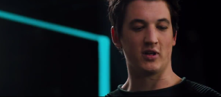 Surprised man black shirt looking - look free wallpaper