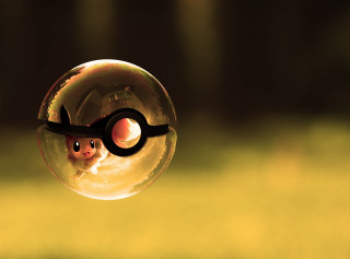 Bubble pikachu reflection person image - a bubble free wallpaper