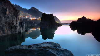 Lake mountain city sunset dawn 2 - a reflection of the water free wallpaper for desktop