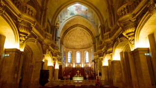 Church stone altar clock wall - the wall and a clock free wallpaper