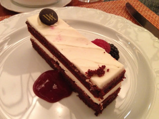 Cake plate spoon fork tea - viennese actionism free wallpaper