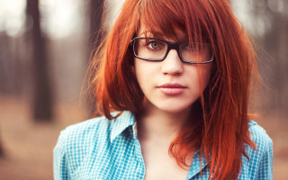 Woman red hair glasses forest - red hair and glasses free wallpaper