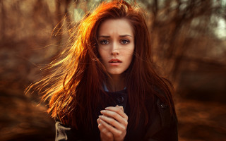 Red haired woman serious look - red hair free wallpaper for desktop