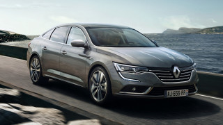 Silver car ocean road rocky 2 - 8k photorealistic free wallpaper