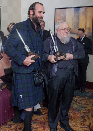 Man kilt man kilt swords - epic fantasy free wallpaper