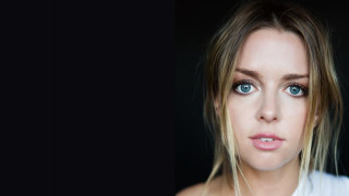 Woman blue eyes white shirt 8 - emma geary free wallpaper