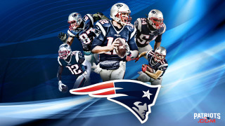 New england football players running - the ball free wallpaper