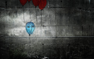 Blue face red balloons concrete - a blue face free wallpaper
