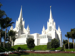 Large white church steeple clock 2 - david g. sorensen free wallpaper