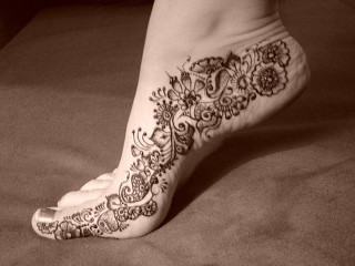 Woman feet hendike tattoo leg - bouchta el hayani free wallpaper