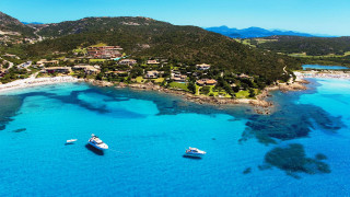 Boats water shoreline houses mountain - house free wallpaper for desktop