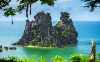 Small island ocean trees beautiful - blue water free wallpaper