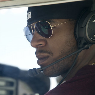 Man sunglasses headset microphone pilot - free airplane wallpaper for tablet