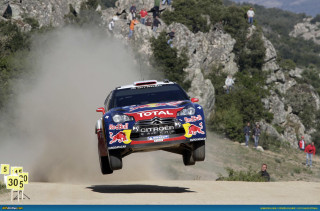 Rally car jumping hill crowd - derek hill free wallpaper for desktop