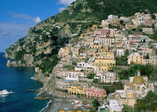 City cliff ocean boat water - a boat free wallpaper for desktop