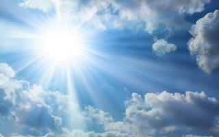 Bright sun shining clouds blue 2 - a bright sun free wallpaper