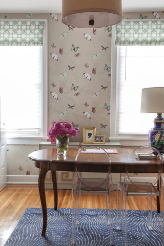 Dining room table vase flowers 2 - a lamp free wallpaper for mobile