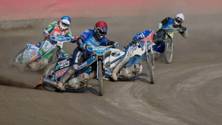 Motorcyclists racing dirt track dust - jimmy nelsson free wallpaper