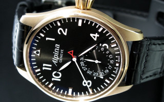 Black watch gold hands zenith - zenith view free wallpaper