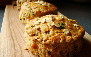 Three biscuits wooden board blue - a table top free wallpaper