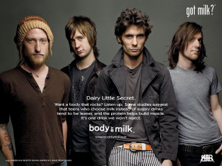 Men group gray background quote - dom qwek free wallpaper for desktop