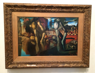 Man woman room wall hanging - surrealist free wallpaper