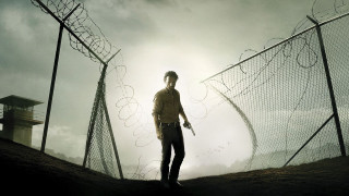 Man holding gun fence barbed 2 - a fence free wallpaper