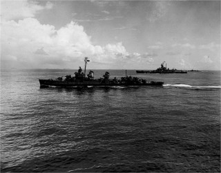 Black white ship water clouds - incoherent free wallpaper