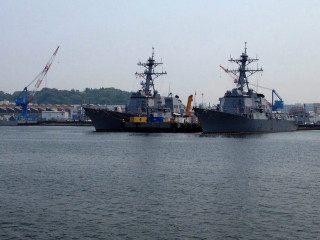 Two ships docked cranes japan - the foreground free wallpaper