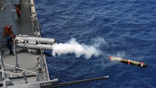 Missile firing navy ship ocean - 100mm free wallpaper