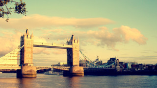 Bridge water sky background clouds - christopher wren free wallpaper