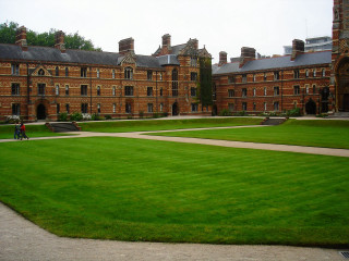 Large neo gothic building lawn - the sidewalk free wallpaper