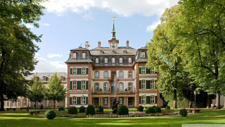 Large building clock tower garden 5 - free architecture wallpaper