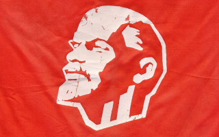 Red flag white head outline - socialist realism free wallpaper for desktop