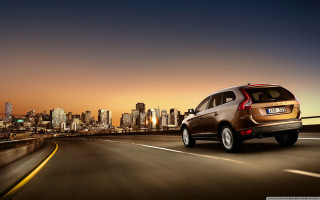 Brown car highway city skyline - a brown car free wallpaper