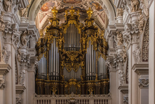Large pipe organ church ornate - andrea pozzo free wallpaper