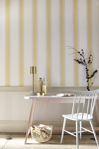 White table white chair vase - wallpaper behind free wallpaper